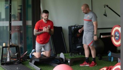 海港外援中卫：力争10月底杯赛复出 目标联赛夺冠