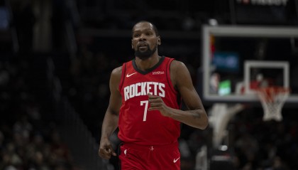 开云体育平台-杜兰特不进MVP榜天理难容！接近180俱乐部&amp;火箭西部第三还不够？