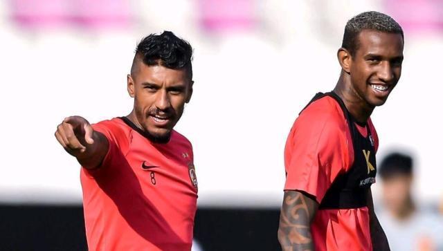 1621262754784041027.jpg blna.jpg